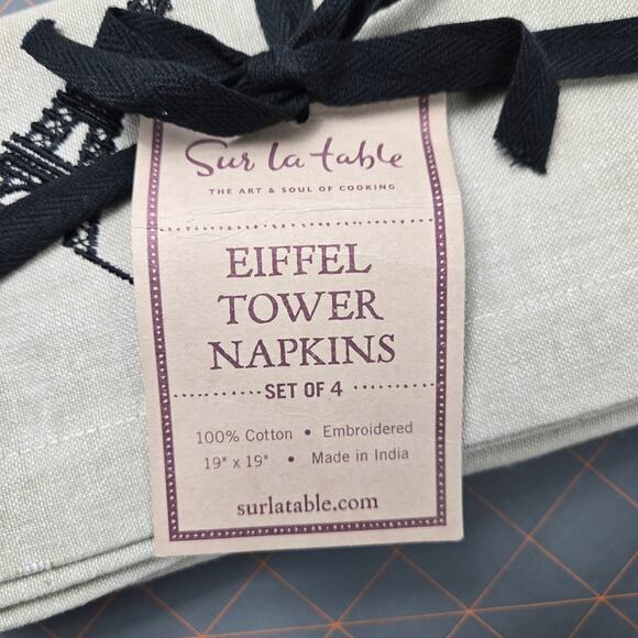 NWT Sur la Table Set of 4 Embroidered Eiffel Tower Paris Napkins Cotton 19 inch - Picture 3 of 8